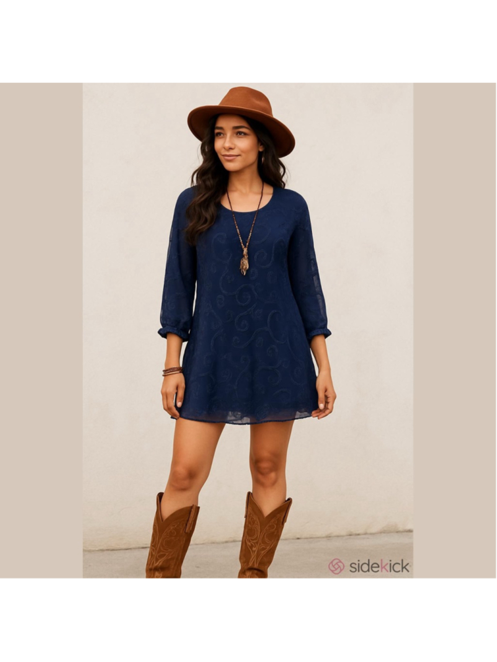 Women's Lola P. Navy Embroidered Tunic Top M